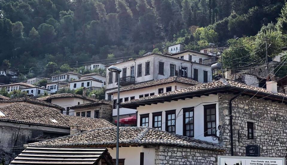 Turizmi ne Berat, qeveria do financoje restaurimin e shtepive te vjetra